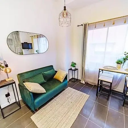 Cosy Avec Mezzanine, Bien Equipe, * Caluire-et-Cuire
