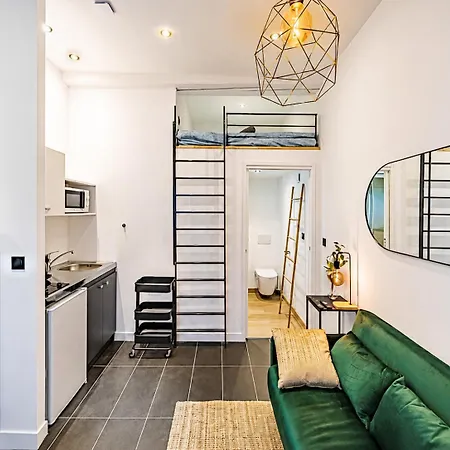 Cocon Avec Mezzanine, Cite Internationale Appartement