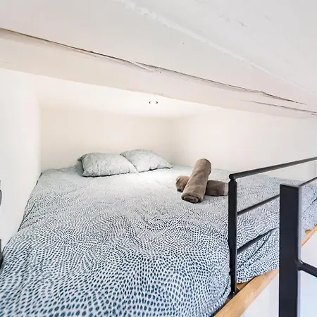 Cocon Avec Mezzanine, Cite Internationale Appartement *